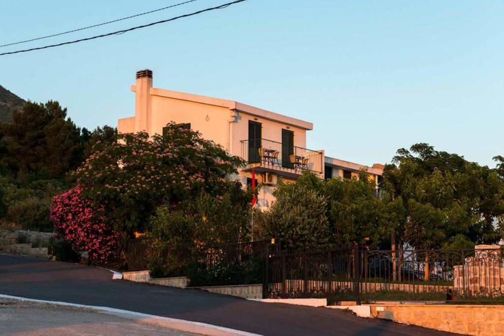 Boutique Home Saltaragazza Petrovac Εξωτερικό φωτογραφία